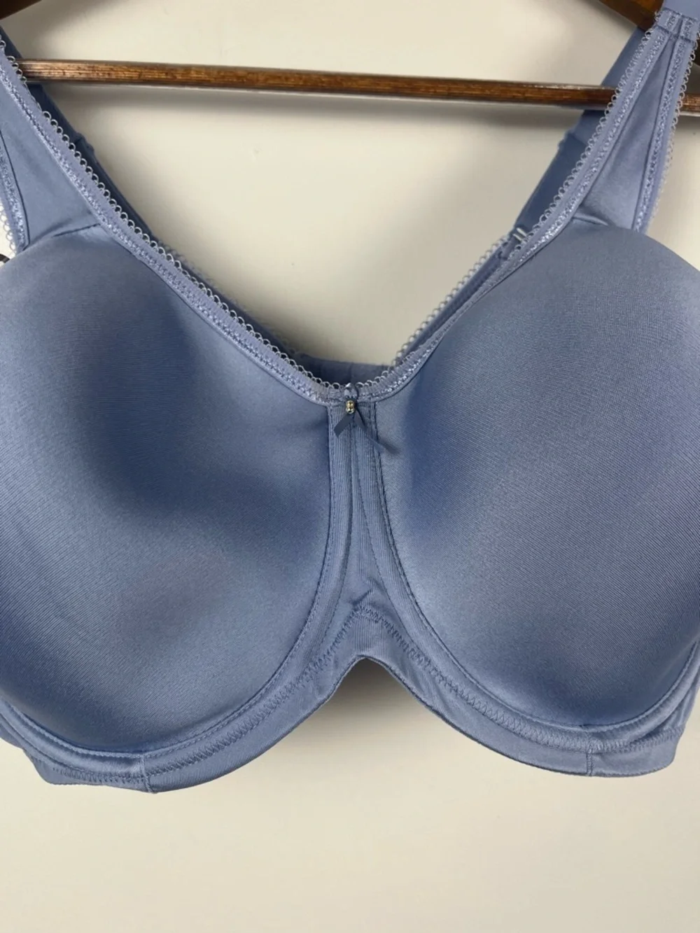 NEW WACOAL Basic Beauty Underwire Spacer T-shirt Bra Blue 42DD
